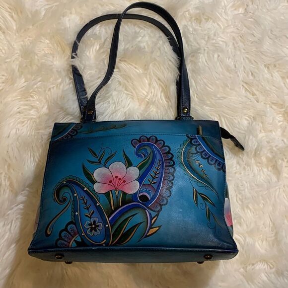 With built-in wallet card pockets/zipper pockets - Picture 1 of 12